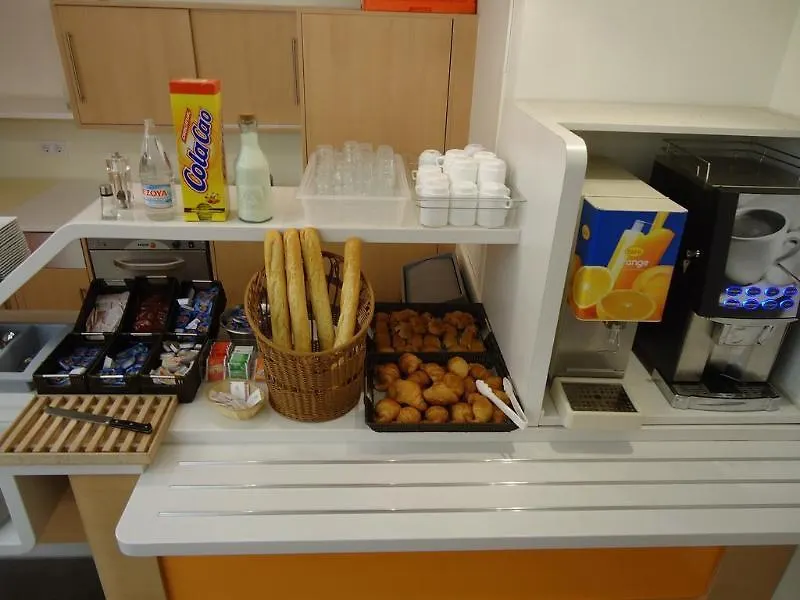 Guest house Ibis Budget Girona Costa Brava
